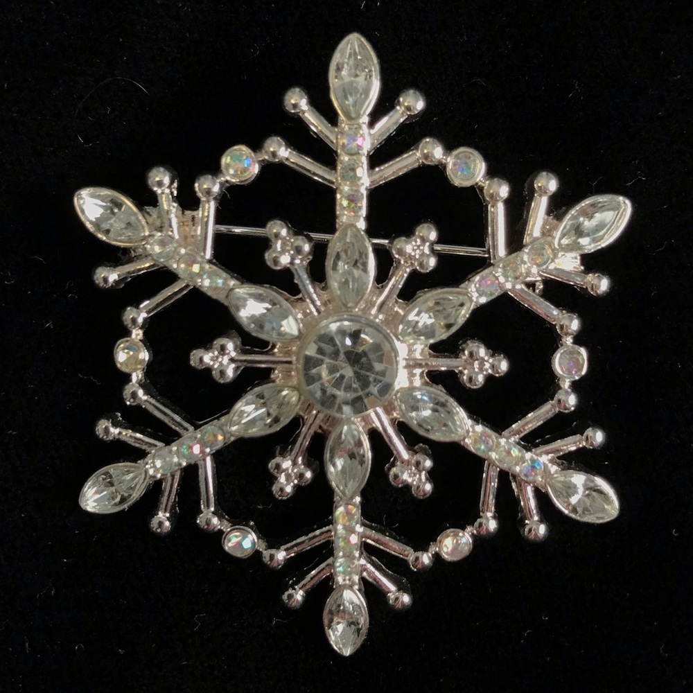 Women’s Crystal Snowflake Brooch